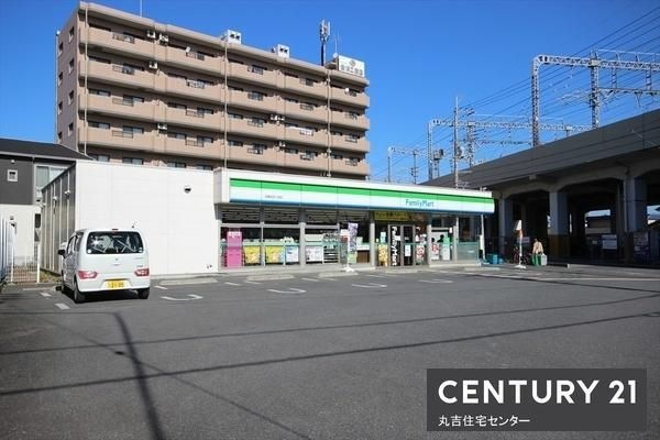 ファミリーマート 北越谷4丁目店