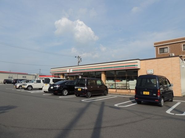 セブンイレブン大分花江川店