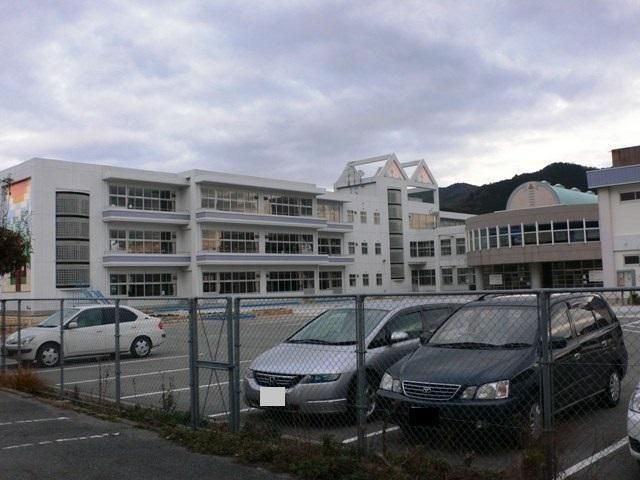 写真：山口市立小郡小学校