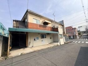 おさひろ住宅の外観