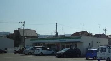 写真：ファミリーマート富田林中野町東店