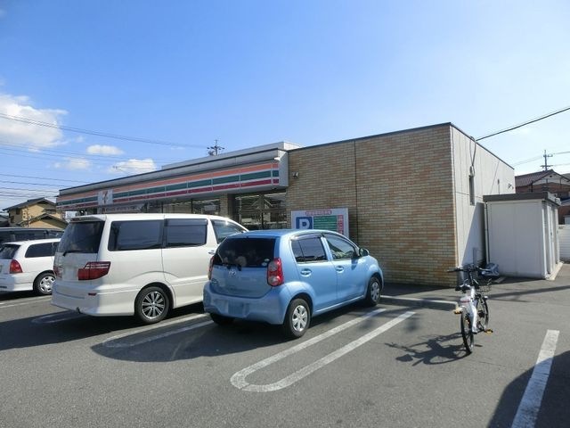 写真：セブンイレブン清須廻間1丁目店