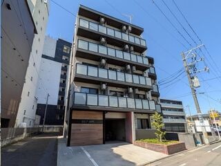 写真：ＳＳ－７　ＡＰＴ.の外観