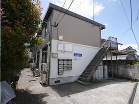 ピースフル東照宮駅前の外観
