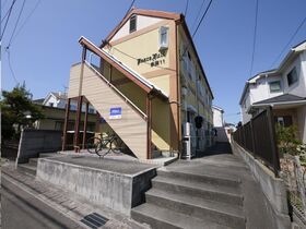 ピースフル泉第11の外観