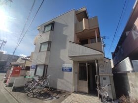 タキ・コーポラスの外観