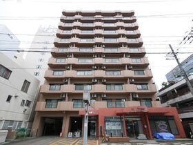 上杉八番館の外観