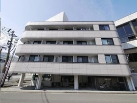 八乙女深松マンション(家具家電付)の外観