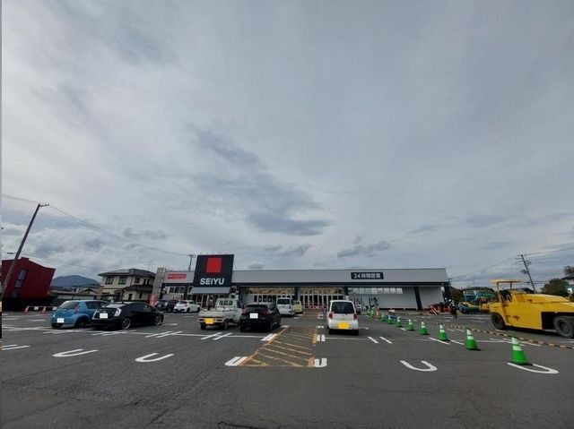 西友吉岡店