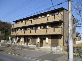 ヴェルデ コリーナ 壱番館の外観