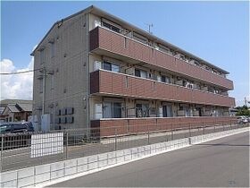 イーストパレスの外観
