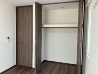 洋室②(別角度)