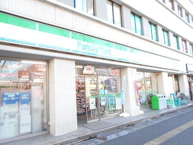 ファミリーマート春日部中央一丁目店