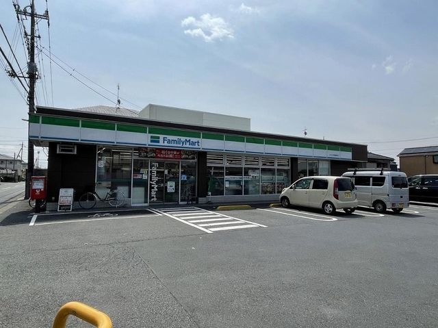 ファミリーマートさいたま岩槻城町店