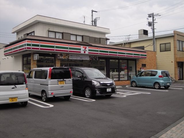 セブンイレブン上田常田店