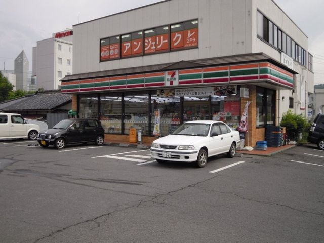 セブンイレブン東部田中店