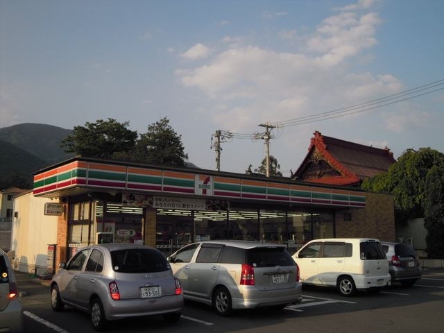 セブンイレブン上田中央北店
