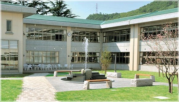 学校法人上田学園上田西高校