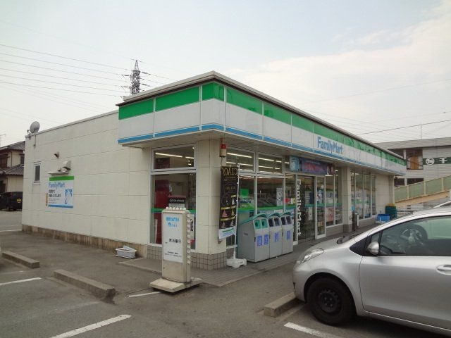 ファミリーマート松阪インター店