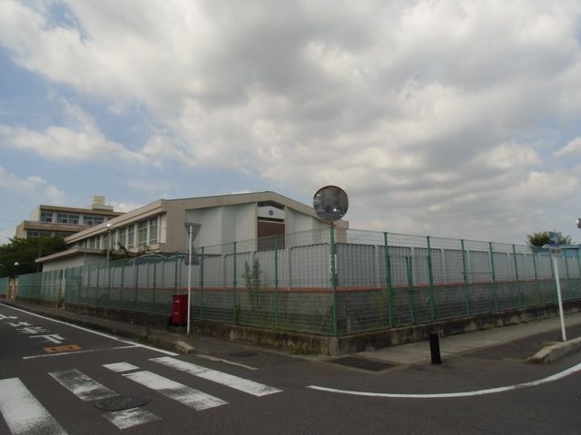 豊山町立志水小学校
