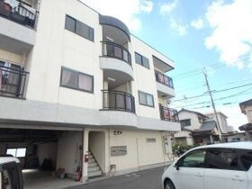 ライフ坂井ビルの外観
