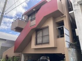 賀数アパートの外観