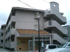 ハイツNAKAYAの外観