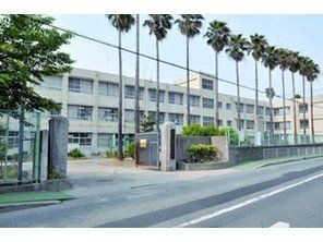 陵南中学校