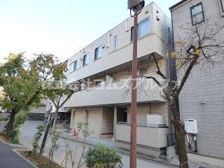 写真:ルミエール横濱の外観