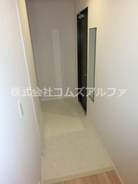 KR.Bills 玄関