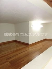 メゾンドール清水ケ丘 ロフト