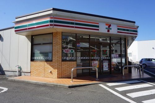 セブンイレブン横浜西谷町店