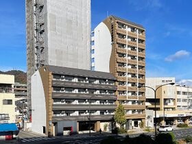アドバンス三宮ラシュレの外観