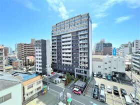 プレサンス三宮東フィールの外観