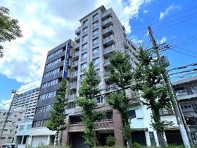 メゾン・ヌーベル新神戸の外観