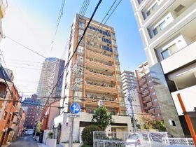 メゾンエスプリ生田の外観