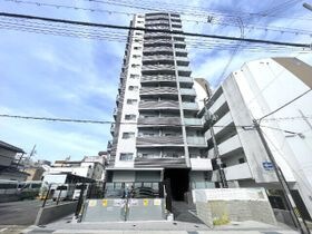 アプリーレ三宮イーストの外観