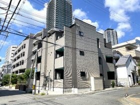 ルアナ新神戸の外観