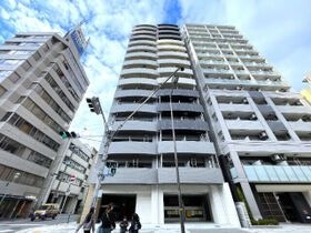 セレニテ神戸元町プリエの外観