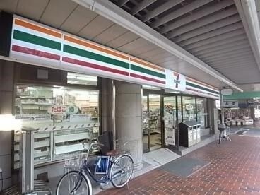 セブンイレブン阪急春日野道駅前店