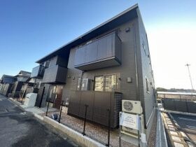 ロイヤルステージ西持田町B棟の外観