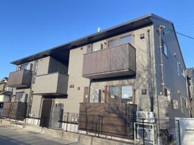 ロイヤルステージ西持田町A棟の外観