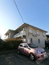 ベルハイツ西尾の外観