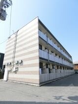 レオパレスクリザンテームの外観
