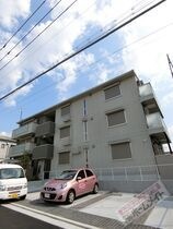 シンセリティ石津 A棟の外観