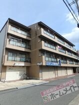 東栄マンションの外観