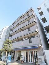 アネックス2号館の外観