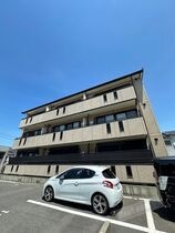 グランシャリオ Ⅰ棟の外観