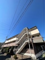 ロイヤルメゾン北花田の外観