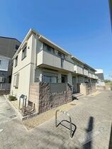 リバーサイド鶴田の外観